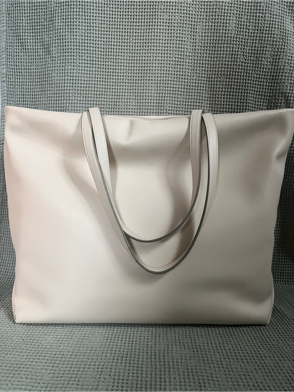 Classic Everyday Work Bag Tote w Laptop Sleeve in Light Creamer | A New Day